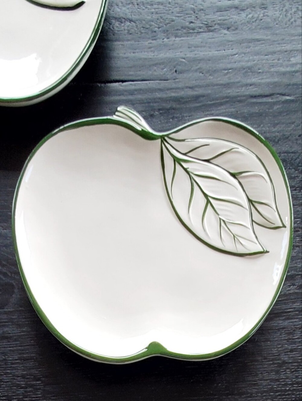 Zanolli Made In Italy White Green Ceramic Apple Shape Plates, Set 5, EUC - Picture 8 of 14